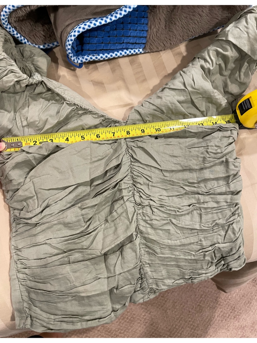 Abercrombie & Fitch Olive Green Ruched Women's Top, Size L - Picture 11 of 11